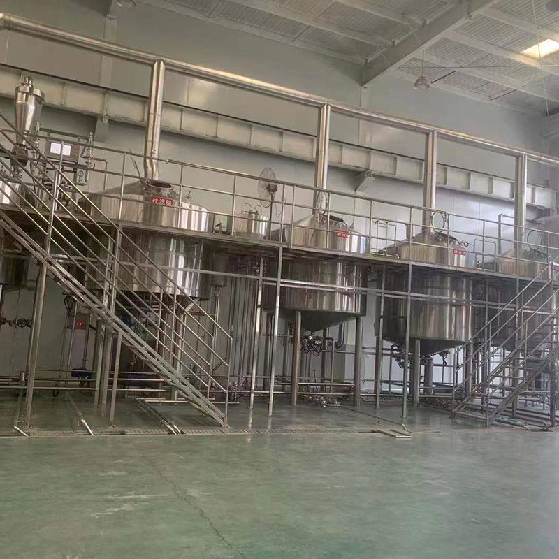 福山精酿啤酒设备厂—平面布置、设备设计、制造、调试、培训等一条龙服务_COPY